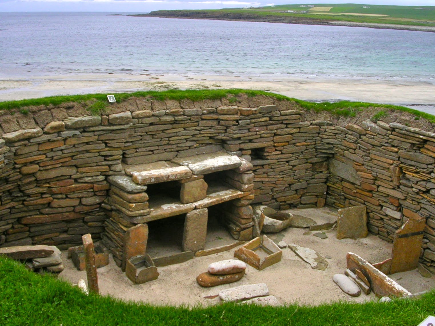 Heart of Neolithic Orkney — standing stones and prehistoric landscape